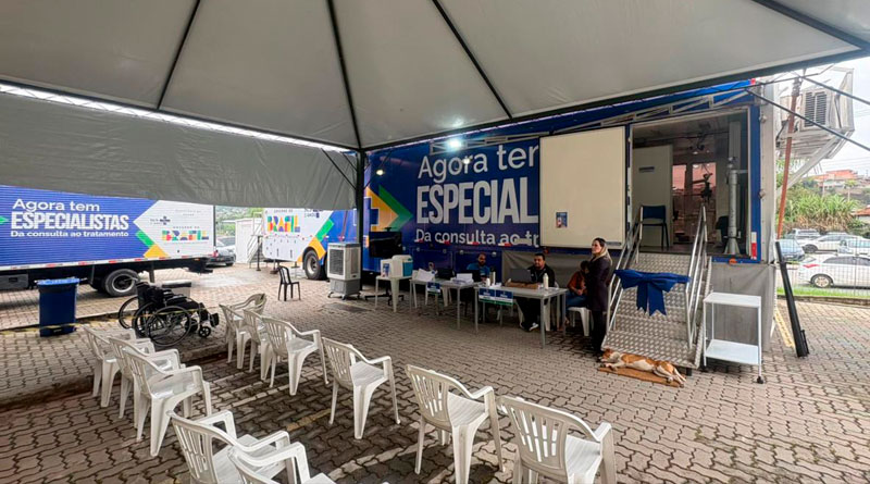 Pacientes de Mairiporã participam de atendimentos oftalmológicos em ação regional do programa Agora Tem Especialistas
